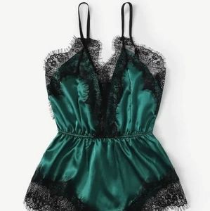 SHEIN - Plus Lace Trim Satin Teddy Bodysuit
